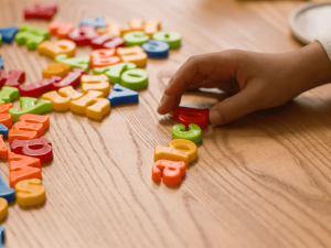 太早讓孩子接觸英文會不會造成反效果？